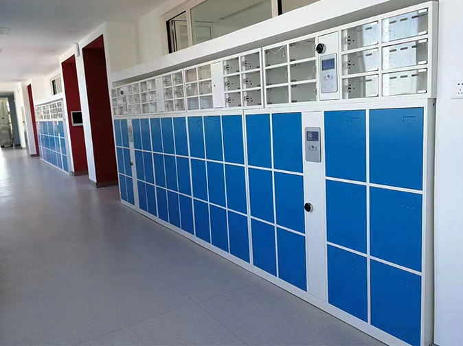 北京中學（互聯(lián)網(wǎng)刷卡書包柜）